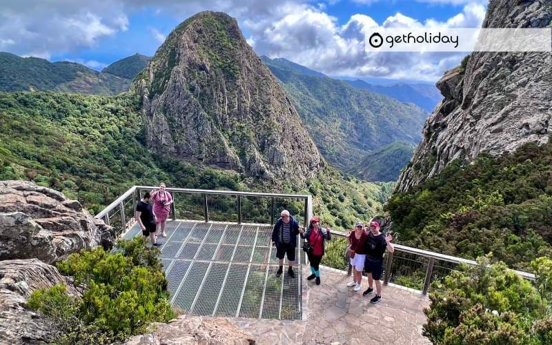 Guided day trip to La Gomera and Garajonay National Park — Experience photographs 5