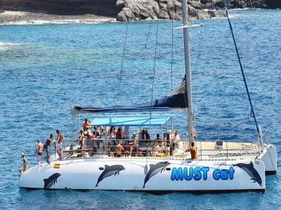 mustcat_catamaran_excursions_get_holiday_jpg